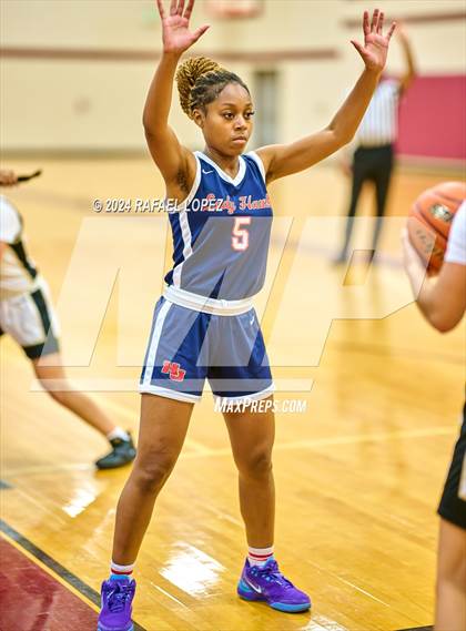 Thumbnail 1 in Galena Park vs. Hardin-Jefferson (McDonald's Texas Invitational) photogallery.