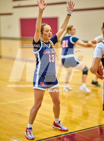 Thumbnail 2 in Galena Park vs. Hardin-Jefferson (McDonald's Texas Invitational) photogallery.