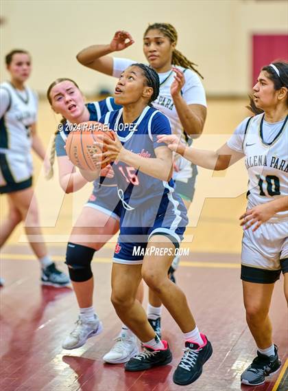 Thumbnail 2 in Galena Park vs. Hardin-Jefferson (McDonald's Texas Invitational) photogallery.