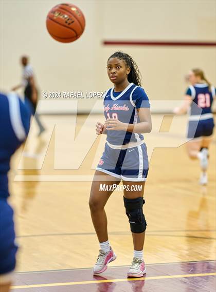 Thumbnail 2 in Galena Park vs. Hardin-Jefferson (McDonald's Texas Invitational) photogallery.
