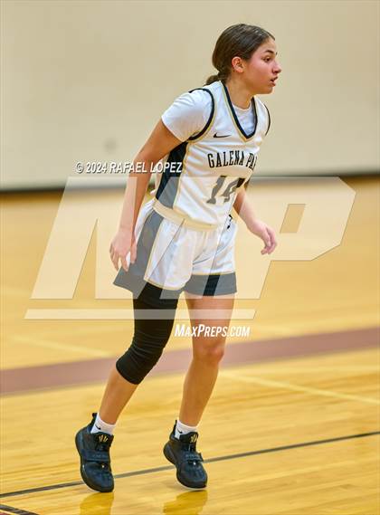 Thumbnail 3 in Galena Park vs. Hardin-Jefferson (McDonald's Texas Invitational) photogallery.
