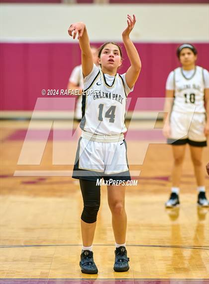 Thumbnail 3 in Galena Park vs. Hardin-Jefferson (McDonald's Texas Invitational) photogallery.