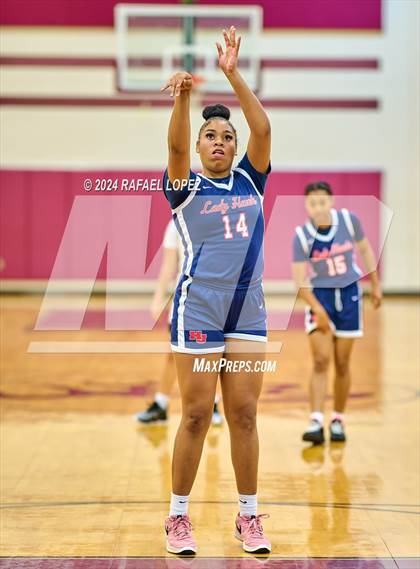 Thumbnail 3 in Galena Park vs. Hardin-Jefferson (McDonald's Texas Invitational) photogallery.
