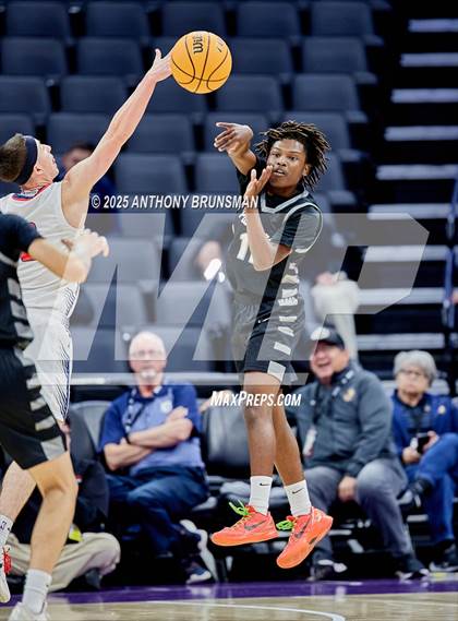 Thumbnail 3 in Diamond Ranch vs. International (CIF State D5 Final) photogallery.