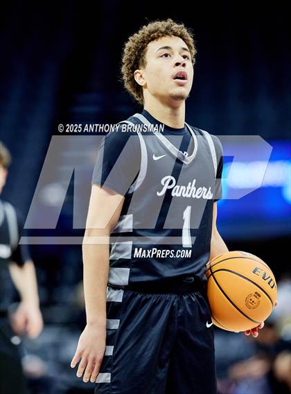 Thumbnail 2 in Diamond Ranch vs. International (CIF State D5 Final) photogallery.