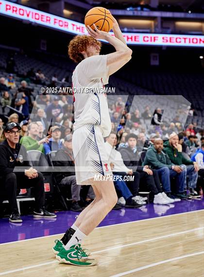 Thumbnail 2 in Diamond Ranch vs. International (CIF State D5 Final) photogallery.