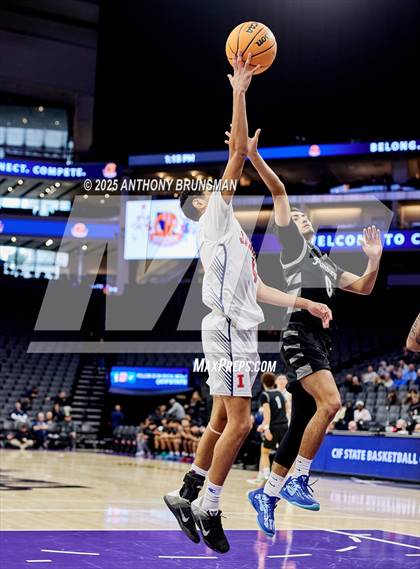 Thumbnail 1 in Diamond Ranch vs. International (CIF State D5 Final) photogallery.