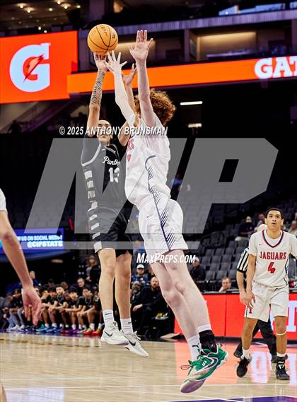 Thumbnail 2 in Diamond Ranch vs. International (CIF State D5 Final) photogallery.