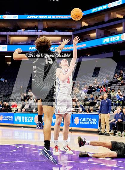 Thumbnail 2 in Diamond Ranch vs. International (CIF State D5 Final) photogallery.