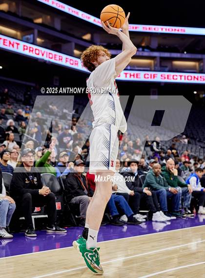 Thumbnail 3 in Diamond Ranch vs. International (CIF State D5 Final) photogallery.
