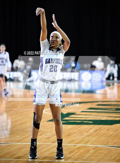 Thumbnail 1 in Lake Washington vs. Garfield (WIAA 3A Round 4 State Playoff)  photogallery.