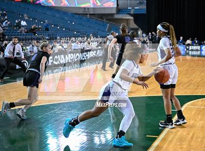 Thumbnail 2 in Lake Washington vs. Garfield (WIAA 3A Round 4 State Playoff)  photogallery.