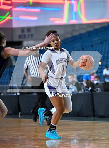Thumbnail 1 in Lake Washington vs. Garfield (WIAA 3A Round 4 State Playoff)  photogallery.