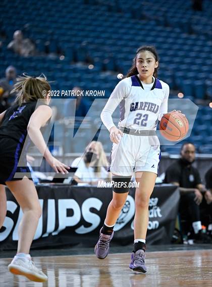 Thumbnail 3 in Lake Washington vs. Garfield (WIAA 3A Round 4 State Playoff)  photogallery.