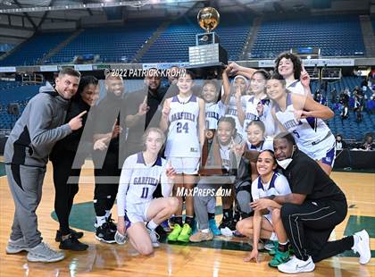 Thumbnail 2 in Lake Washington vs. Garfield (WIAA 3A Round 4 State Playoff)  photogallery.