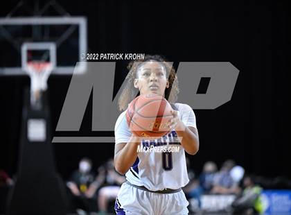 Thumbnail 1 in Lake Washington vs. Garfield (WIAA 3A Round 4 State Playoff)  photogallery.