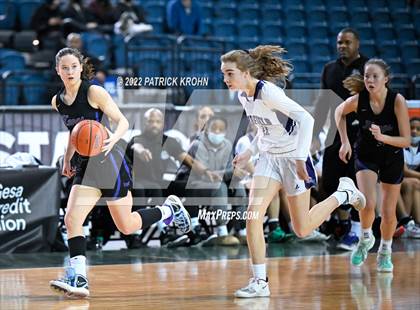 Thumbnail 2 in Lake Washington vs. Garfield (WIAA 3A Round 4 State Playoff)  photogallery.