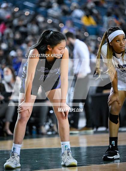 Thumbnail 3 in Lake Washington vs. Garfield (WIAA 3A Round 4 State Playoff)  photogallery.