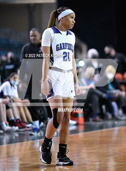 Thumbnail 2 in Lake Washington vs. Garfield (WIAA 3A Round 4 State Playoff)  photogallery.