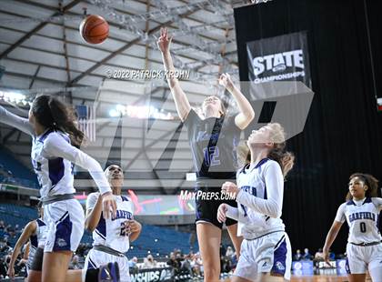 Thumbnail 3 in Lake Washington vs. Garfield (WIAA 3A Round 4 State Playoff)  photogallery.