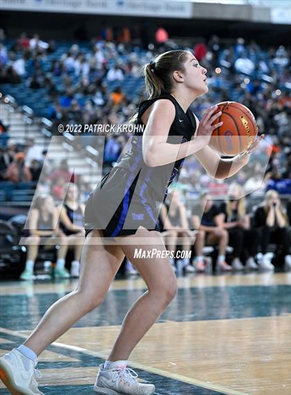Thumbnail 1 in Lake Washington vs. Garfield (WIAA 3A Round 4 State Playoff)  photogallery.