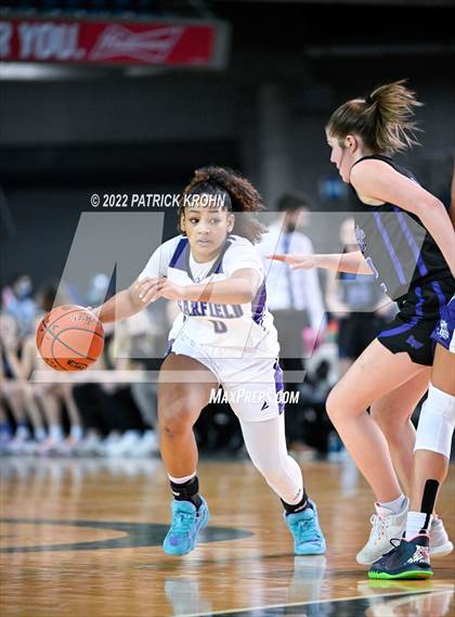 Thumbnail 1 in Lake Washington vs. Garfield (WIAA 3A Round 4 State Playoff)  photogallery.