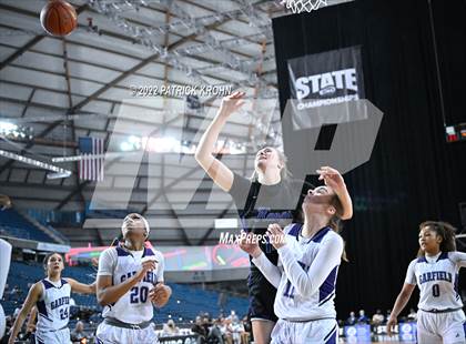 Thumbnail 2 in Lake Washington vs. Garfield (WIAA 3A Round 4 State Playoff)  photogallery.