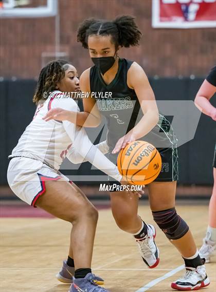 Thumbnail 1 in Carolina Friends vs Freedom Christian Academy (NCISAA 2A Second Round) photogallery.