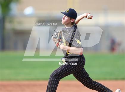 Thumbnail 2 in Del Oro @ Oak Ridge photogallery.