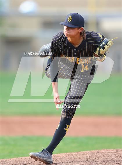 Thumbnail 2 in Del Oro @ Oak Ridge photogallery.