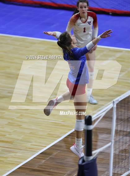 Thumbnail 1 in Chaparral vs. Cherry Creek (CHSAA 5A 2nd Round) photogallery.