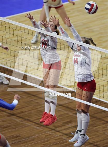Thumbnail 1 in Chaparral vs. Cherry Creek (CHSAA 5A 2nd Round) photogallery.