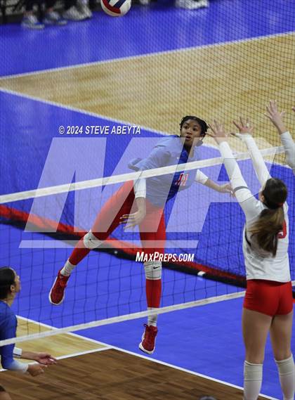 Thumbnail 3 in Chaparral vs. Cherry Creek (CHSAA 5A 2nd Round) photogallery.