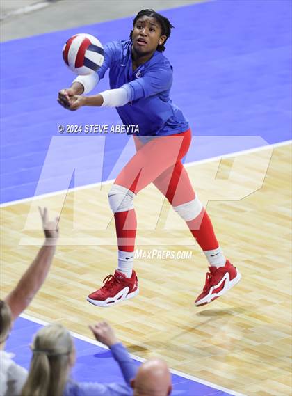 Thumbnail 3 in Chaparral vs. Cherry Creek (CHSAA 5A 2nd Round) photogallery.