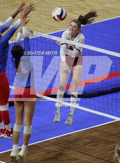 Thumbnail 2 in Chaparral vs. Cherry Creek (CHSAA 5A 2nd Round) photogallery.