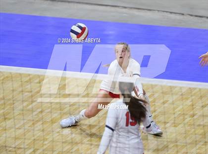 Thumbnail 1 in Chaparral vs. Cherry Creek (CHSAA 5A 2nd Round) photogallery.