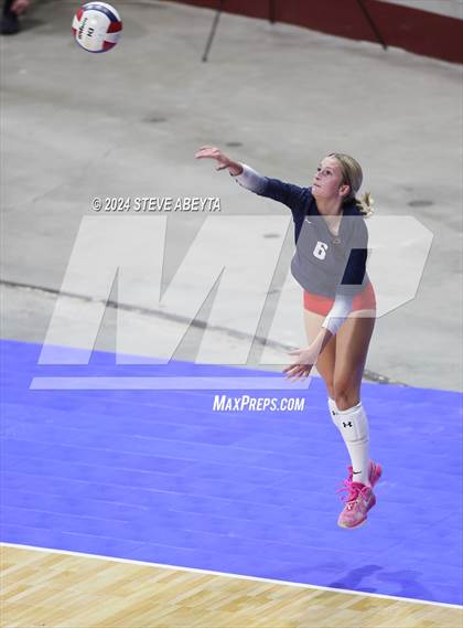 Thumbnail 2 in Chaparral vs. Cherry Creek (CHSAA 5A 2nd Round) photogallery.