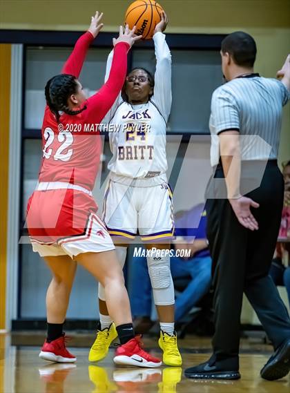 Thumbnail 1 in Seventy-First vs Jack Britt (SAC Conference Tournament Final) photogallery.