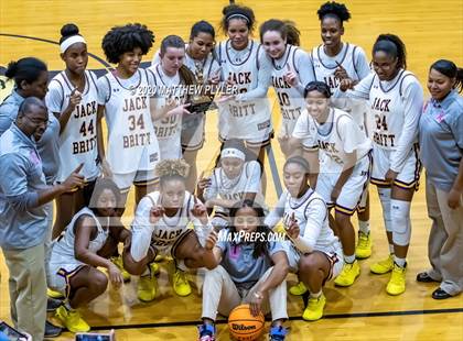 Thumbnail 1 in Seventy-First vs Jack Britt (SAC Conference Tournament Final) photogallery.