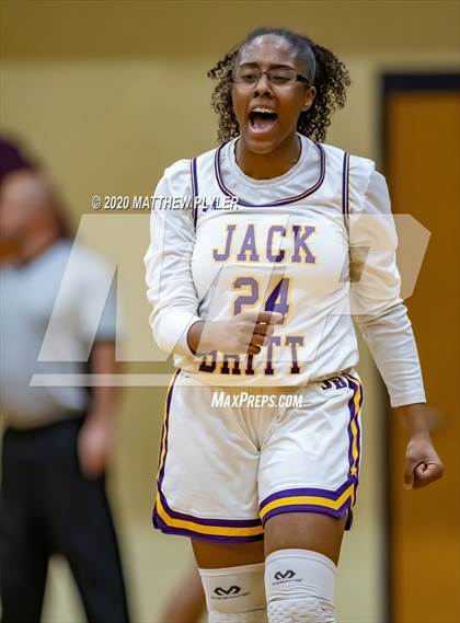 Thumbnail 3 in Seventy-First vs Jack Britt (SAC Conference Tournament Final) photogallery.