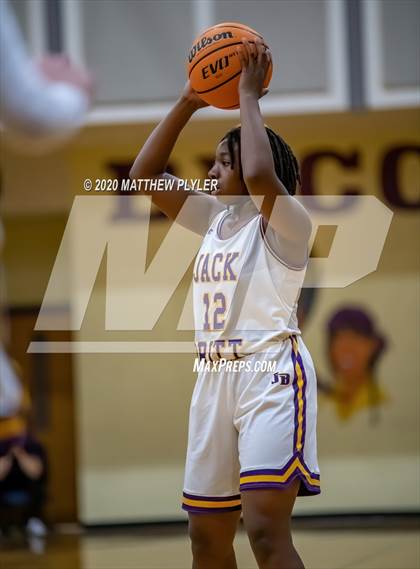 Thumbnail 3 in Seventy-First vs Jack Britt (SAC Conference Tournament Final) photogallery.