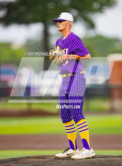 Thumbnail 1 in Brookeland vs Chester (UIL Baseball 1A Region 3 & 4 Regional Semi Game 2) photogallery.