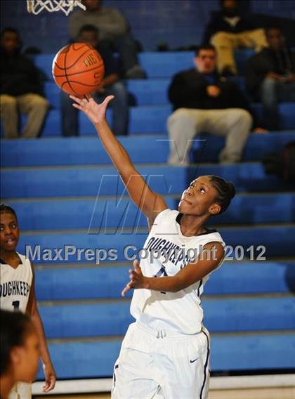 Thumbnail 3 in Eastchester vs. Poughkeepsie photogallery.