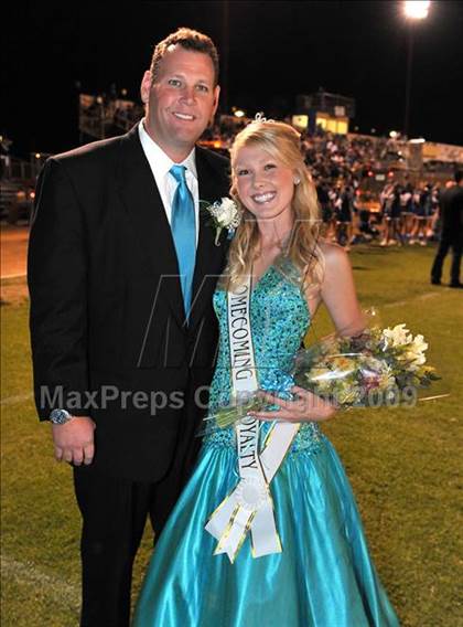 Thumbnail 1 in Bonita @ Charter Oak photogallery.