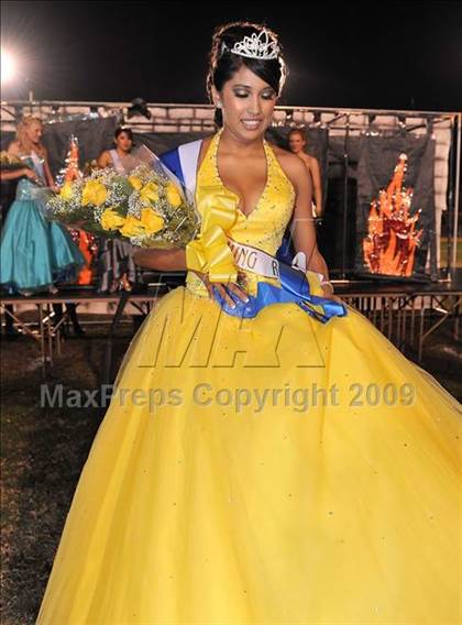 Thumbnail 3 in Bonita @ Charter Oak photogallery.
