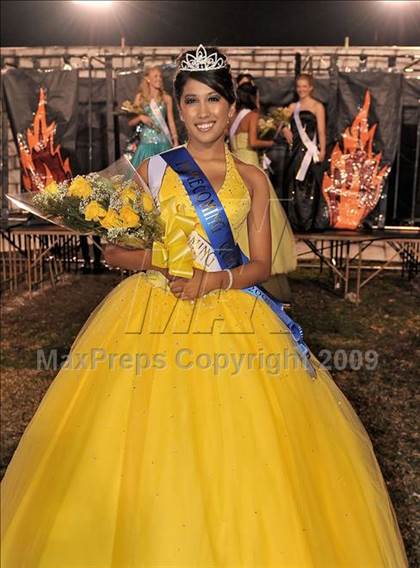 Thumbnail 2 in Bonita @ Charter Oak photogallery.