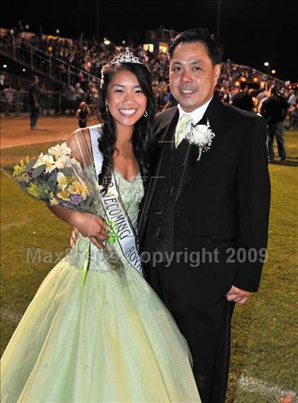 Thumbnail 2 in Bonita @ Charter Oak photogallery.