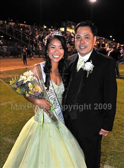 Thumbnail 1 in Bonita @ Charter Oak photogallery.