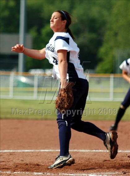 Thumbnail 2 in Fairport vs Columbia (NYSPHSAA Class AA Semifinal)  photogallery.