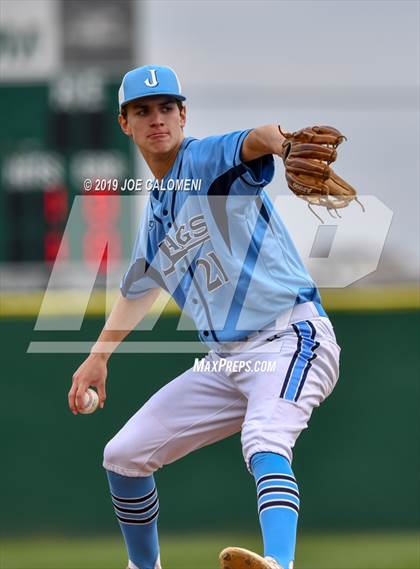 Thumbnail 1 in Johnson vs United (San Antonio Classic) photogallery.
